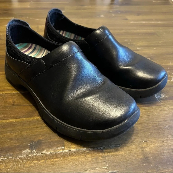 Dansko Enya Black Clogs Slip-On Slip Resistant - Picture 2 of 12